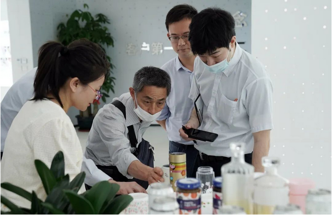 爱普生代表团莅临LEWIN乐玩总部参观交流